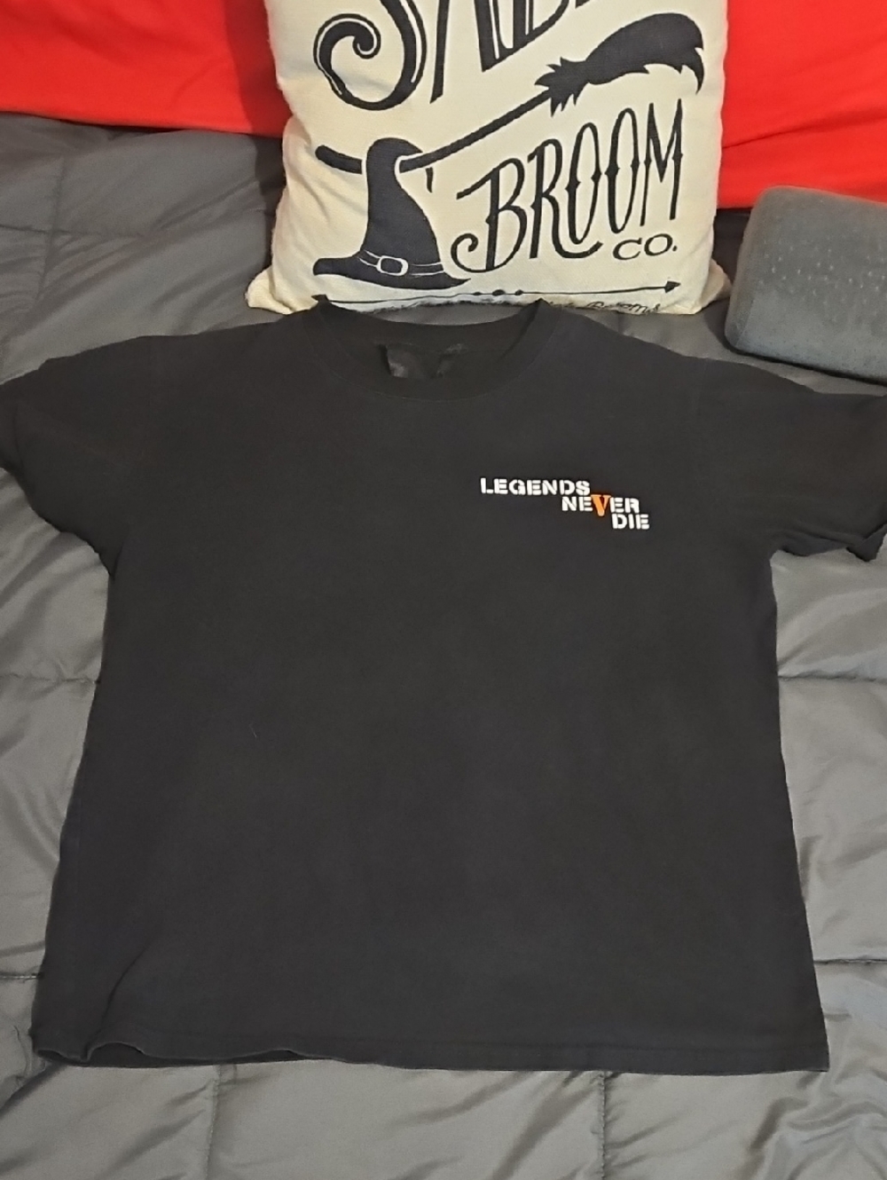 Legends Never Die Black‎ Vlone Graphic Tee - Men's Casual Shirt Size M